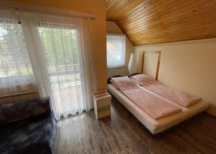 Gal شقة Balatonföldvár